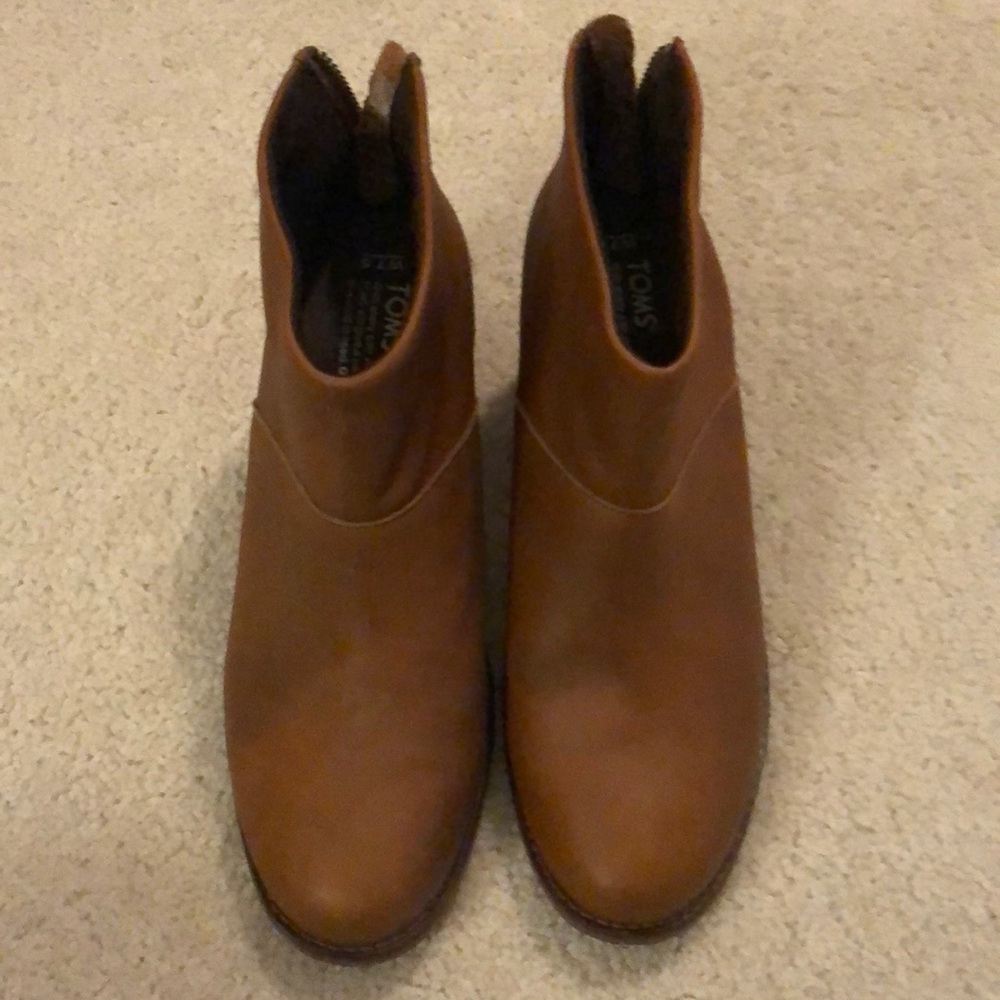 Toms Tan Booties